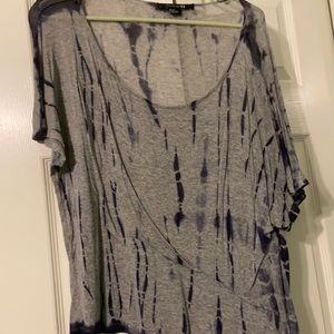 Forever 21 T-shirt
